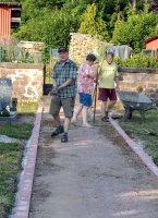 Verschönerungsarbeiten am Friedhof Neudorf  -  Sommer 2019