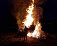 Verbrennen der Weihnachtsbäume am 11.01.2020