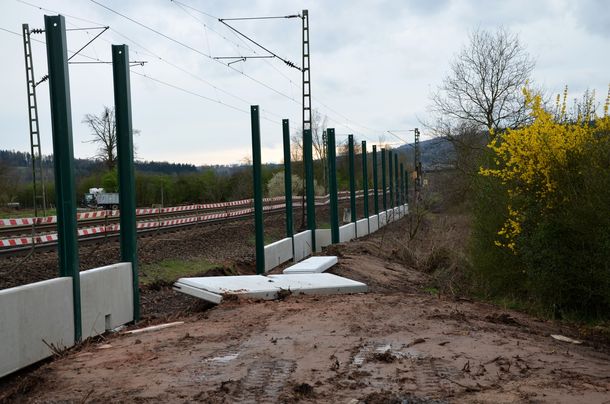 Lärmschutzwand im März 2014