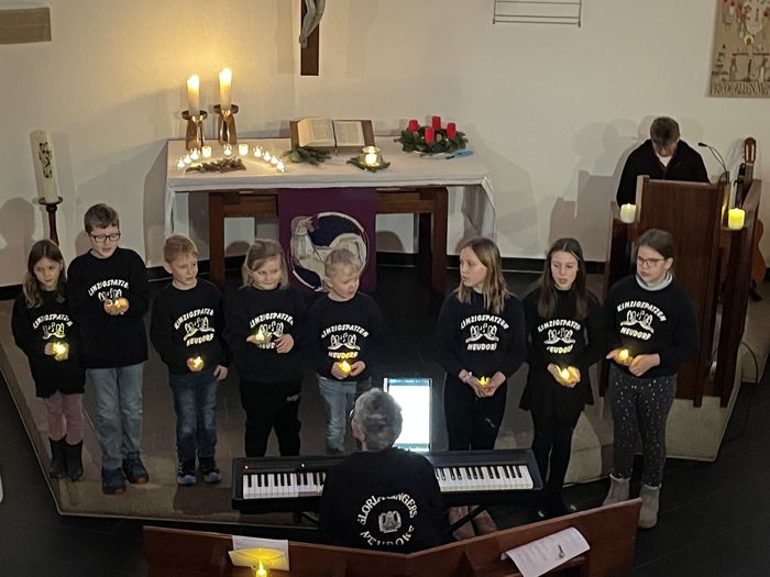 Die Kinzigspatzen bei der Besinnlichen Adventsstunde