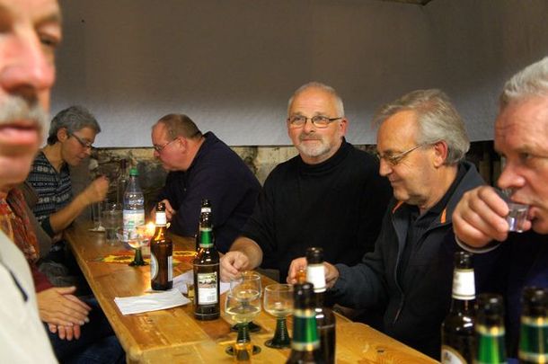 Weinfreunde beim Weinfest 2012